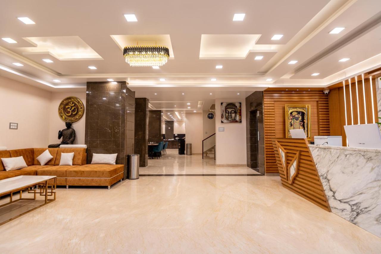 Hotel Vivaan Regency Haridwār Extérieur photo