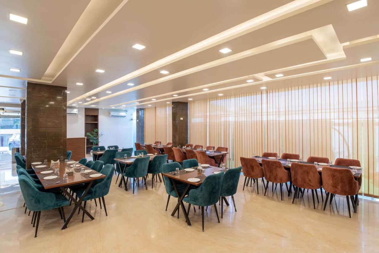 Hotel Vivaan Regency Haridwār Extérieur photo