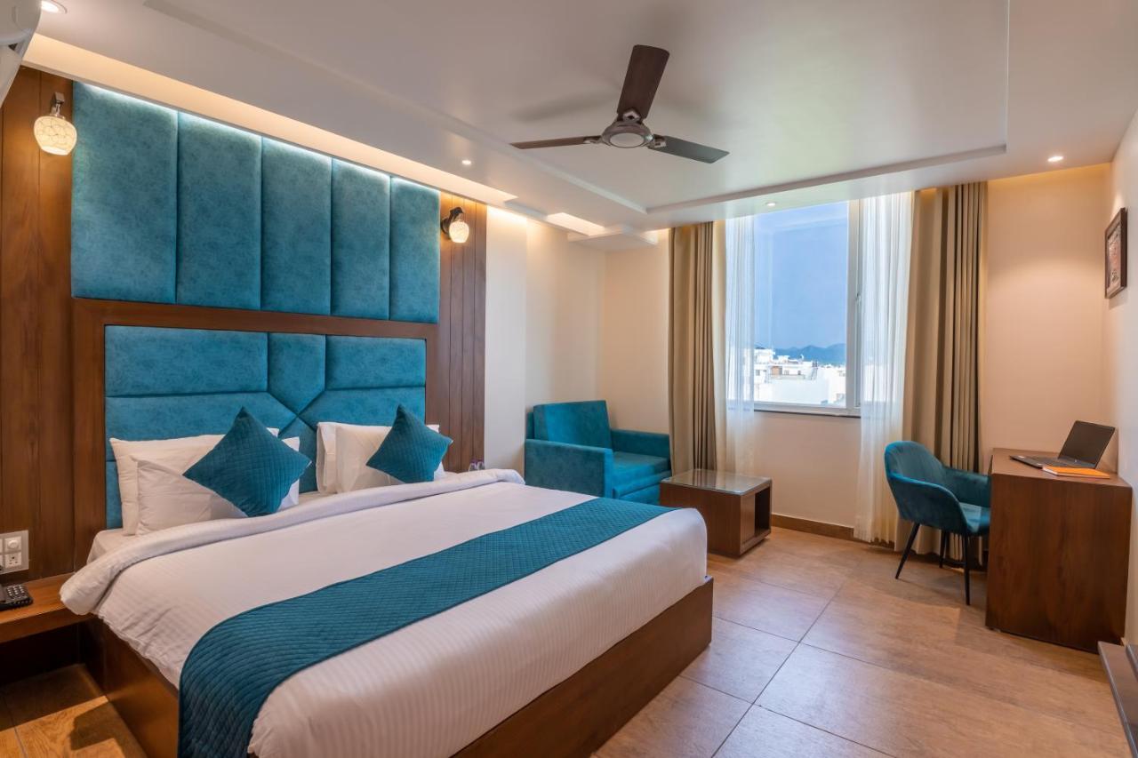 Hotel Vivaan Regency Haridwār Extérieur photo